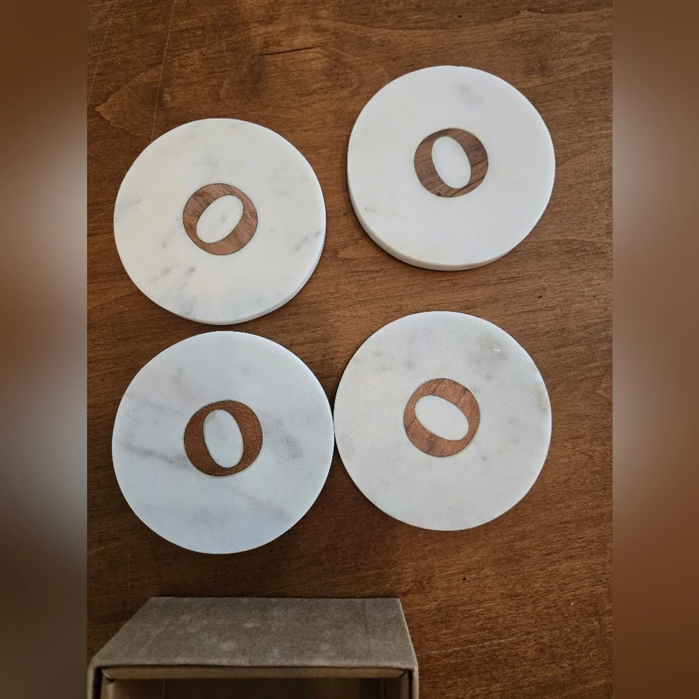 Pottery Barn - alphabet, marble / wood coasters; set of 4 Letter 